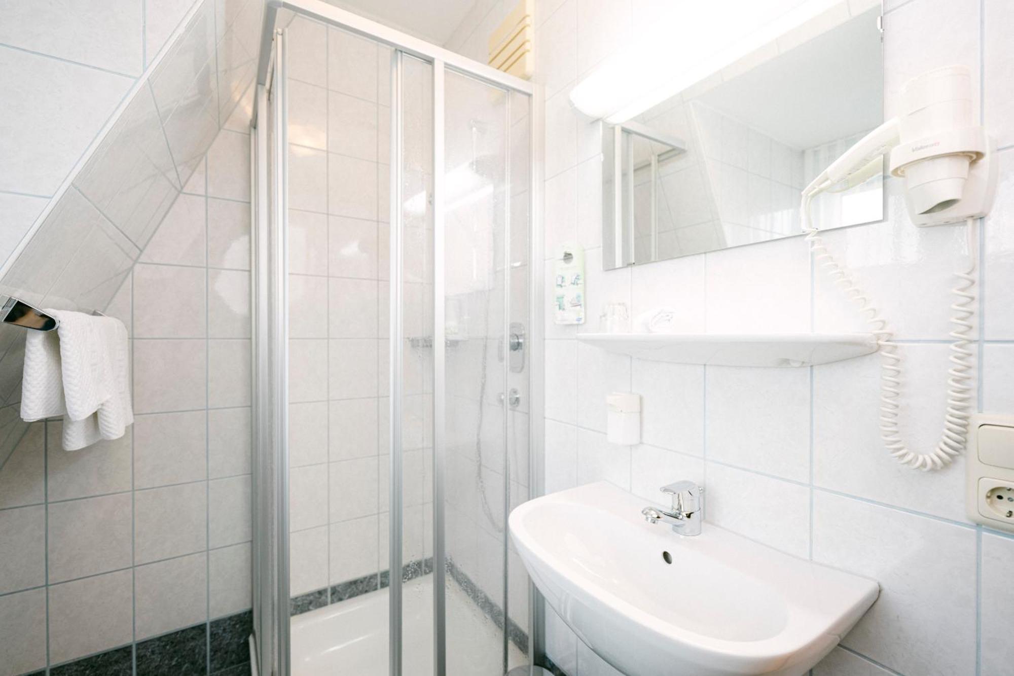 Gasthof Hotel Jaegerwirt Straßwalchen Extérieur photo